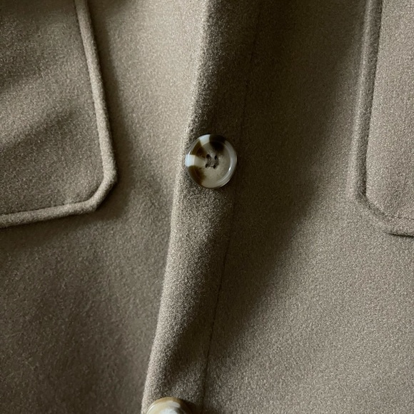 Brown Fall Shacket - Picture 5 of 5